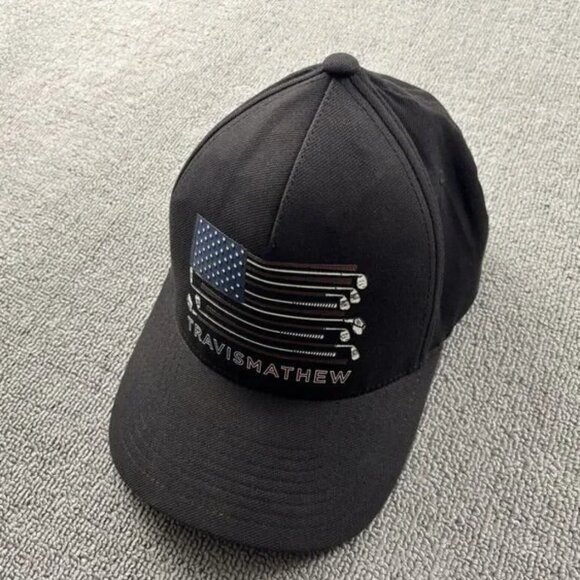 Travis Mathew Hat Adults Small Medium Black Fitted Golfing Cap Casual Men’s - Picture 2 of 7